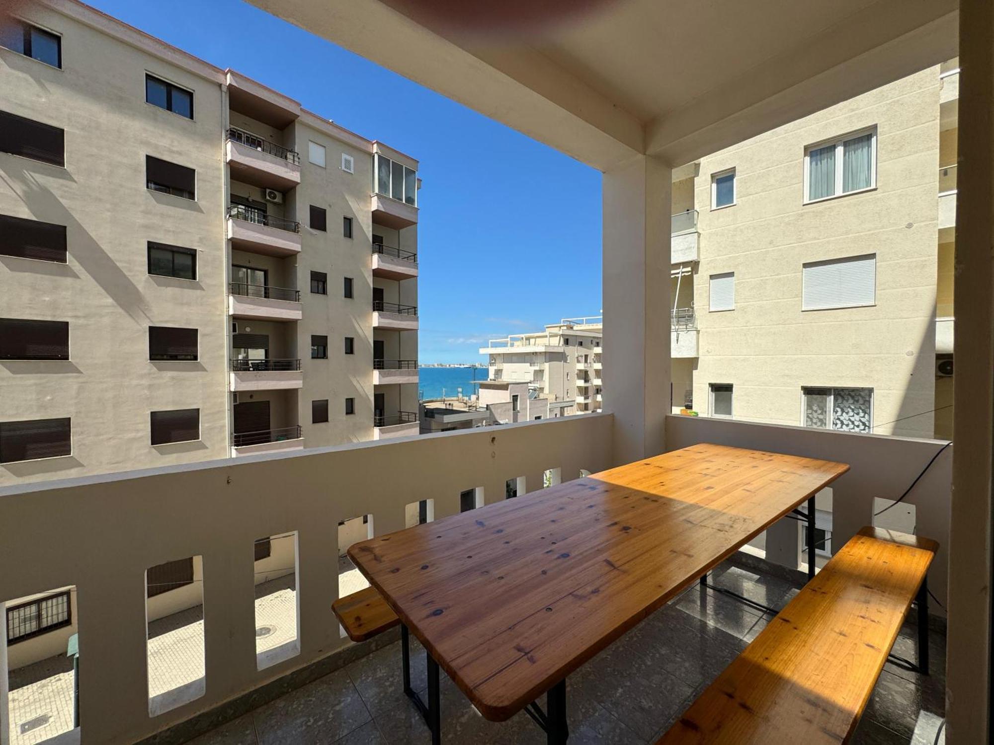 Poli Sea View Apartament